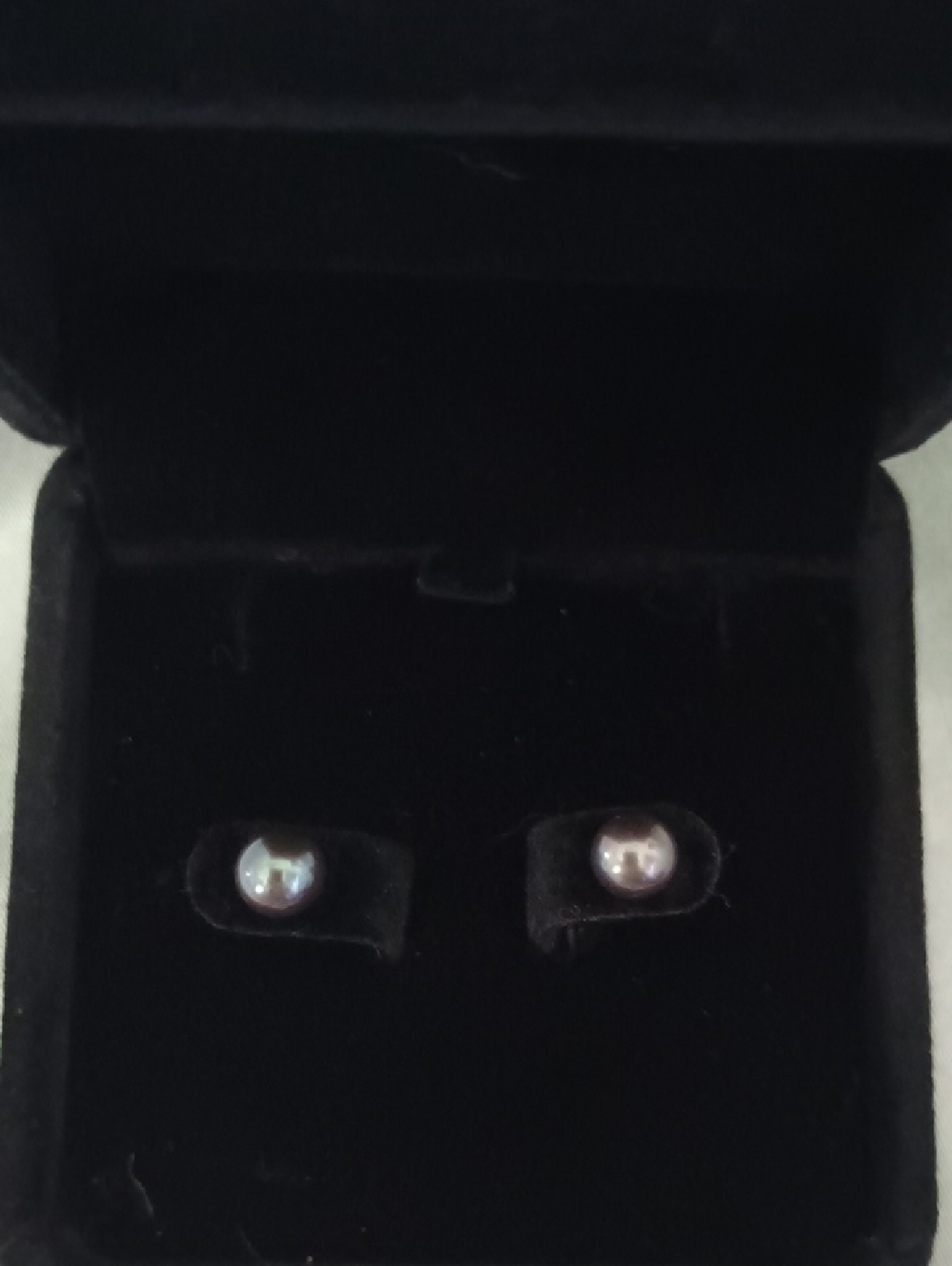 New Genuine Pearl Earrings In 14K Gold